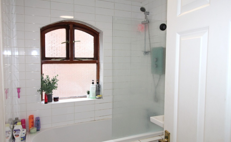 Riverside Court, LS1