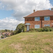 Larkhill View, Gledhow