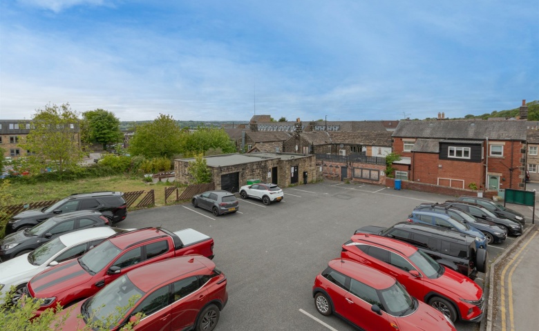 62 Town Street, Horsforth, Leeds