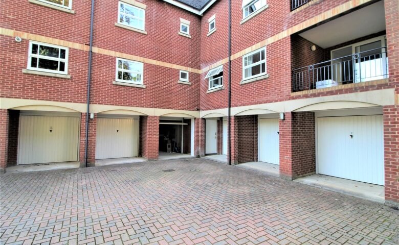 Birch House, 4a Allerton Park, LS7