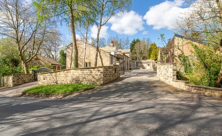 Moor Grange Farm, Scotland Lane, Horsforth