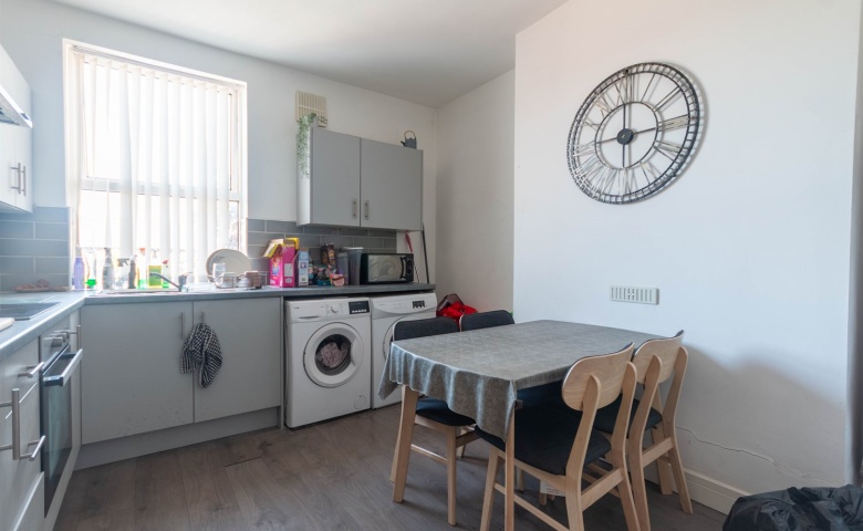 29 Austhorpe Road, Crossgates