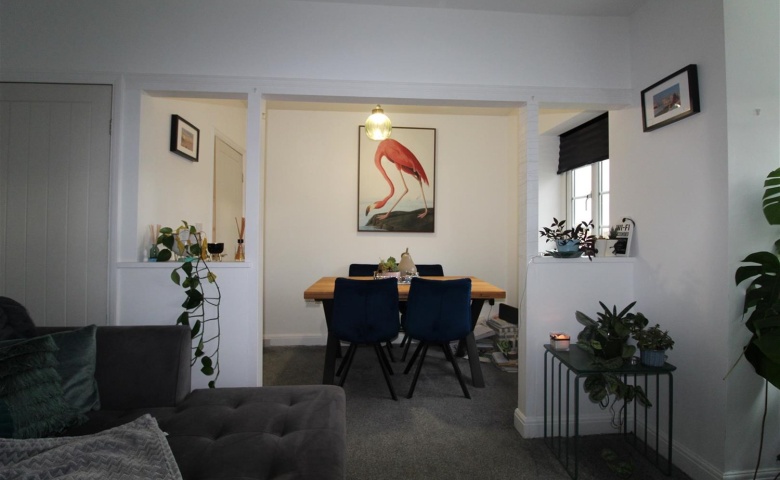 Redesdale Gardens, Adel, LS16