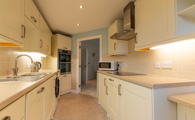 The Highlands, Harrogate Road, Alwoodley