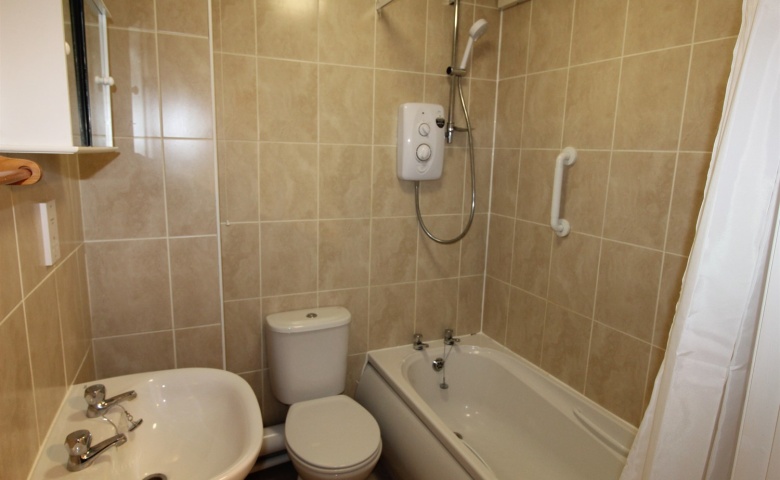 Croft Court, Horsforth