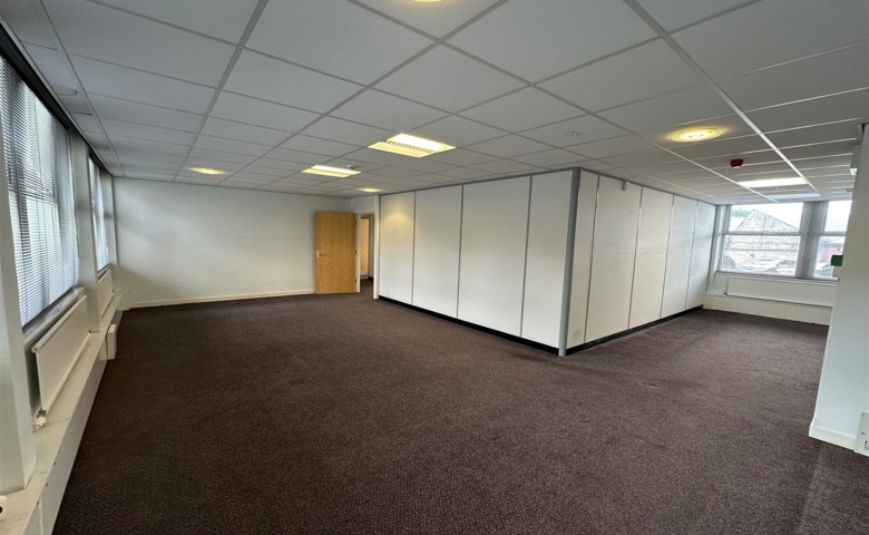Ground Floor Rear Suite, Station Road, LS18