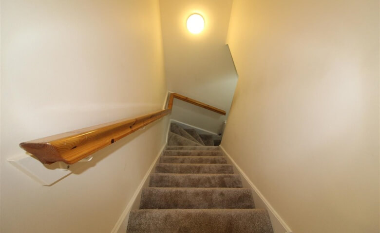 Westbury Gardens, LS16